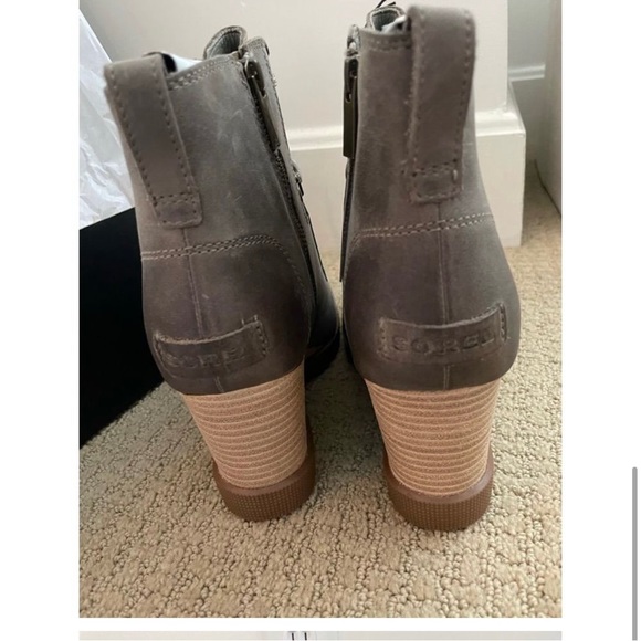 New SOREL Women's Joan Uptown Lace Bootie — Waterproof Leather Wedge Boots Khaki - Picture 4 of 4